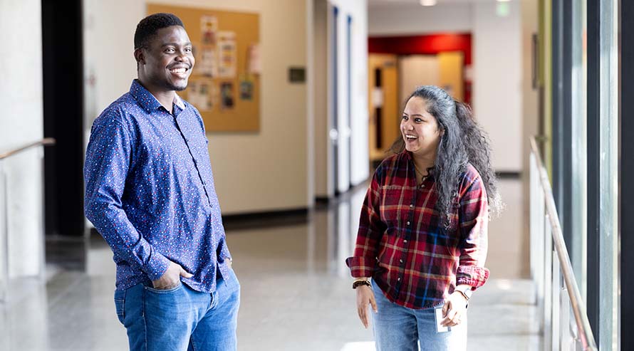 Post-Doctoral Fellow Mentors Damilola Akintayo, Ph.D., left and Nilakshi Devi, Ph.D.