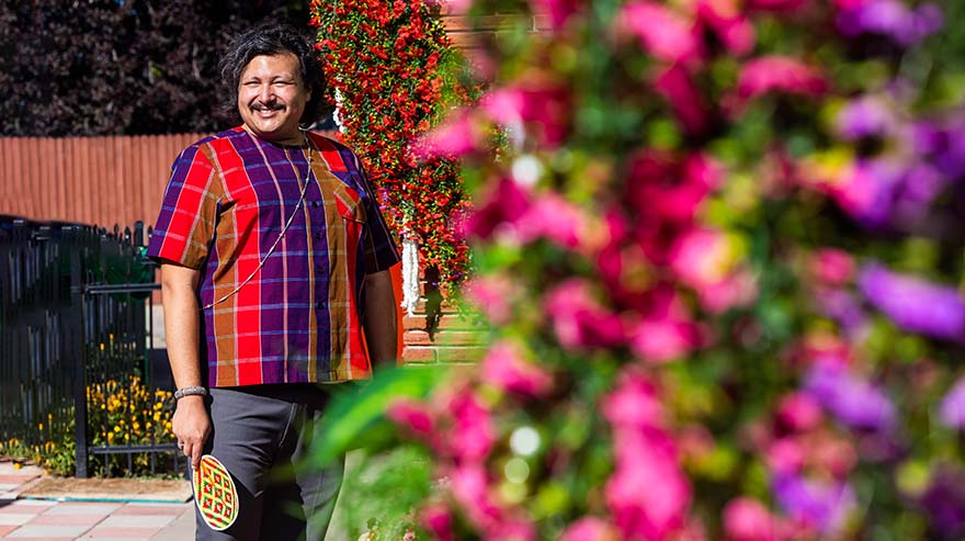 Music affiliate faculty member Benjamin Pongtep Cefkin at Denver’s Wat Buddhawararam temple